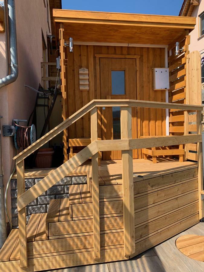 Romantische Ferienwohnung Mit Fantastischem Ausblick, Pool Und Gartensauna Jena Exterior photo